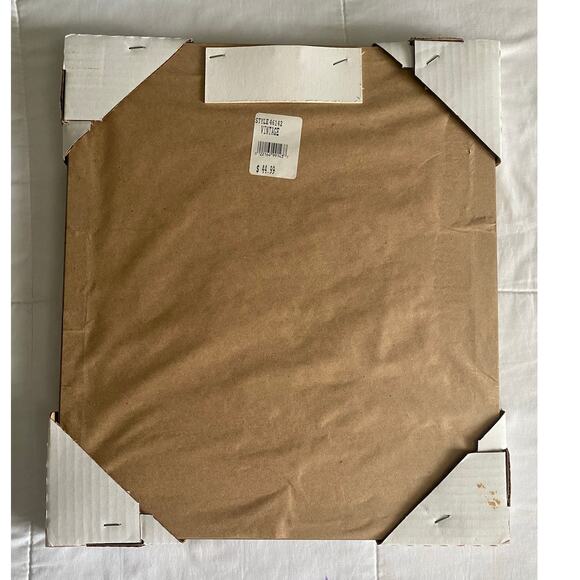 Framed Musical Instrument Art Piece Featuring the Violin - Picture 6 of 8